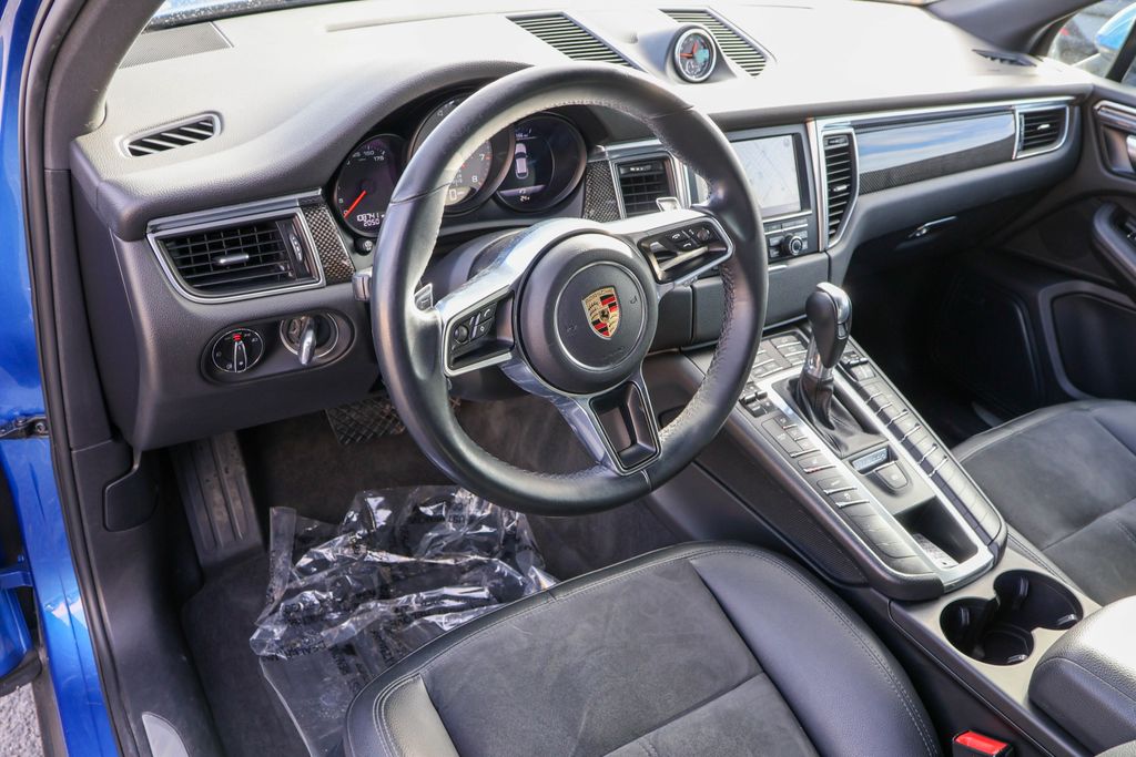 2016 Porsche Macan S 3