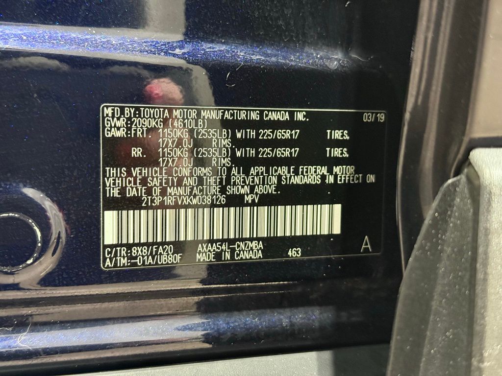 Thumbnail: 2019 Toyota RAV4 - 32