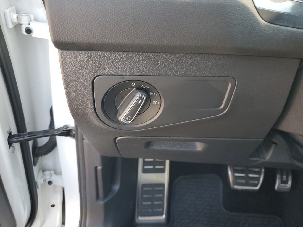 Used Car 2022 Volkswagen Tiguan  2.0t Se R-line Black For Sale Under $25,000 In Austin, Texas