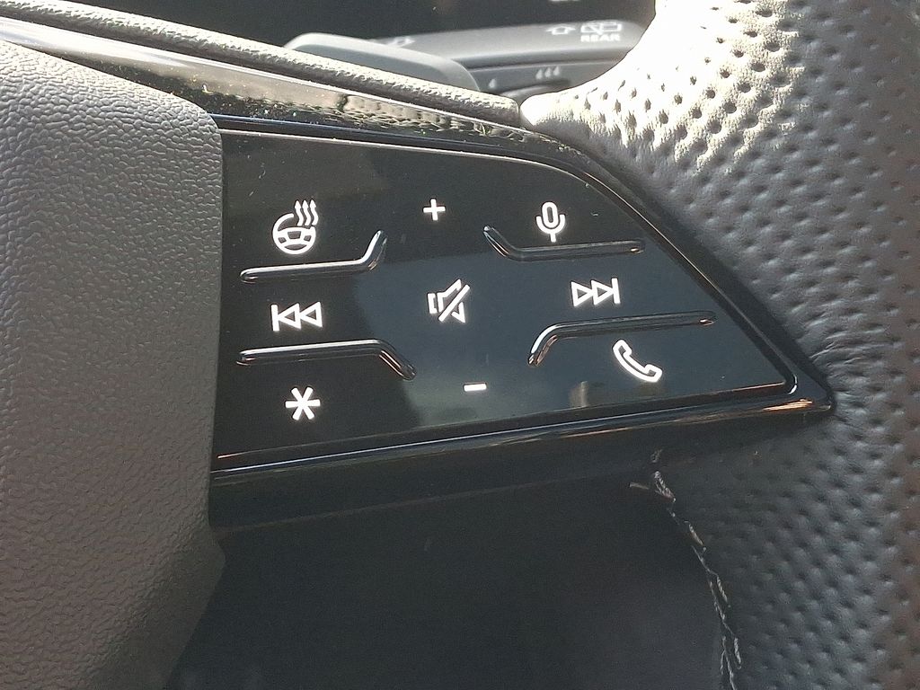 Thumbnail: 2025 Audi SQ5 - 23