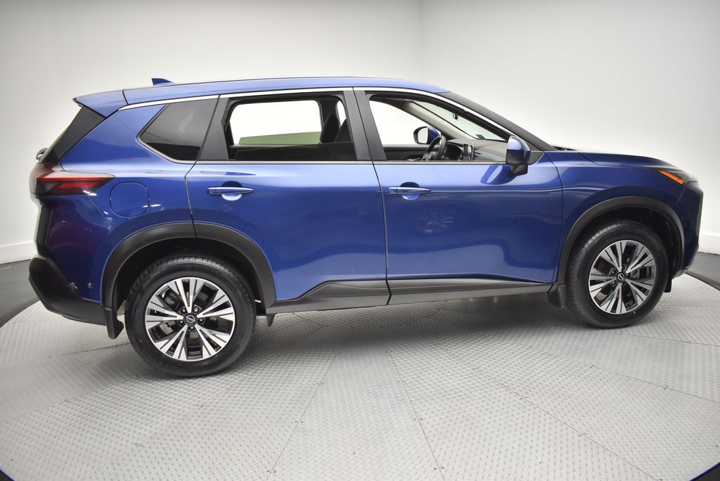 Thumbnail: 2023 Nissan Rogue - 4