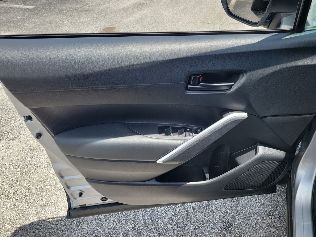 2024 Toyota Corolla Cross SE - Photo 9