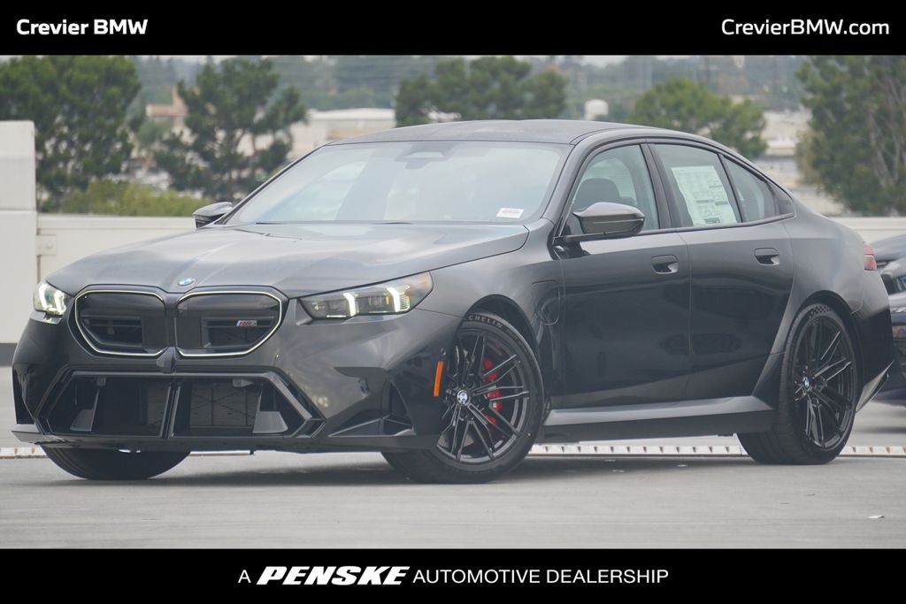 Thumbnail: 2026 BMW M5 - 1