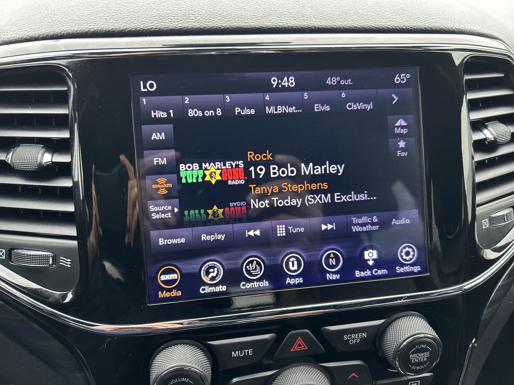 Thumbnail: 2021 Jeep Grand Cherokee - 16