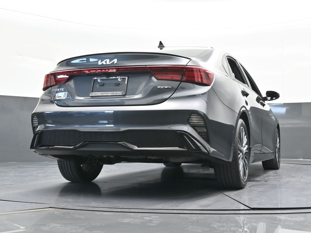Used 2023 Gravity Gray Kia GT-Line image 56