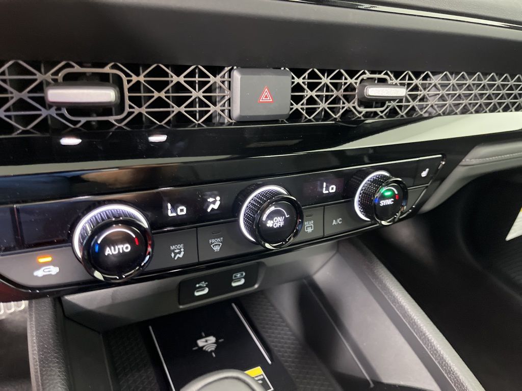 Thumbnail: 2025 Honda Accord - 29