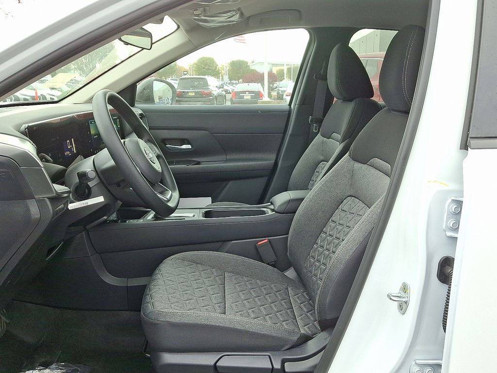 Thumbnail: 2026 Nissan Kicks - 5