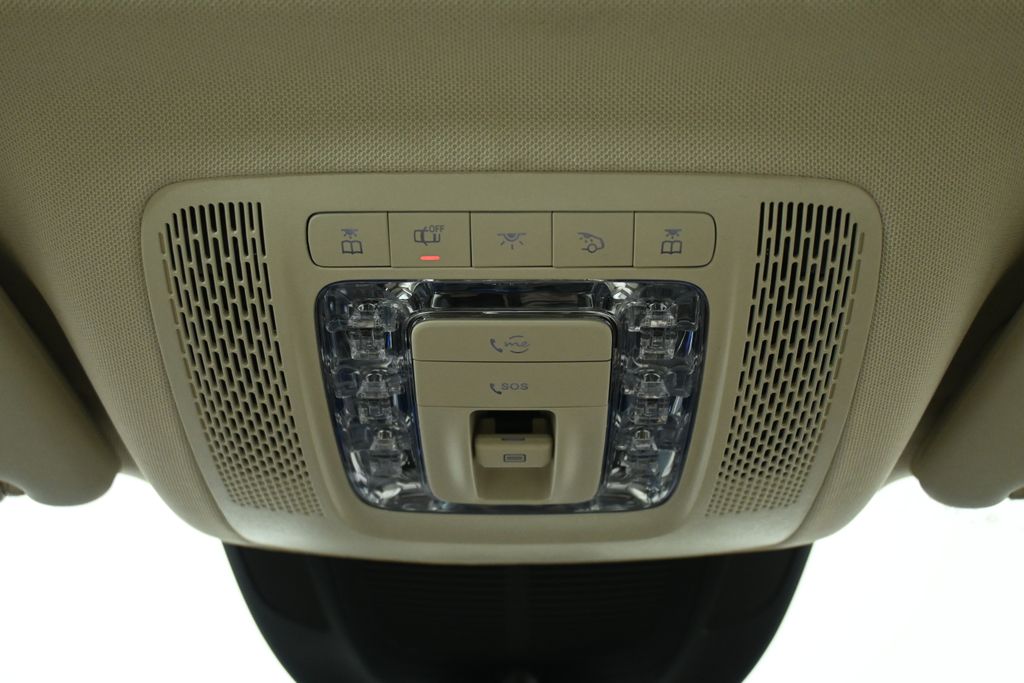 Thumbnail: 2026 Mercedes-Benz GLE - 17