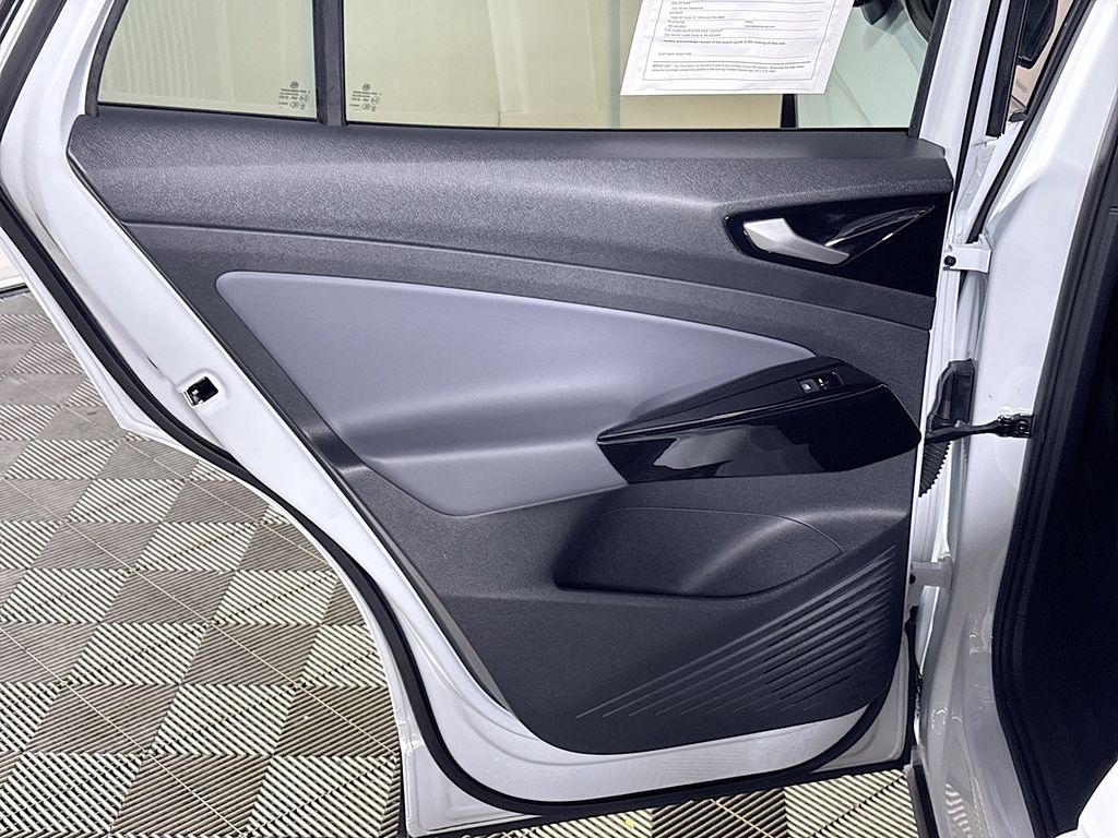 2021 Volkswagen ID.4 Pro