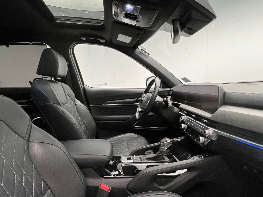 Thumbnail: 2023 Kia Telluride - 7