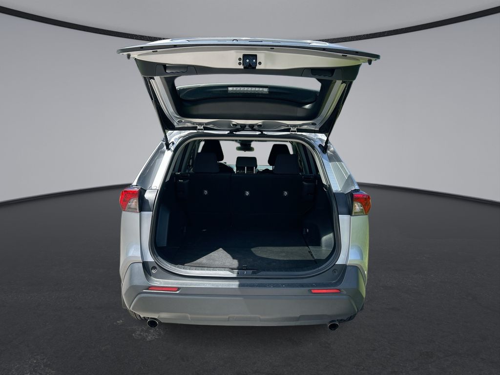 Thumbnail: 2025 Toyota RAV4 - 28