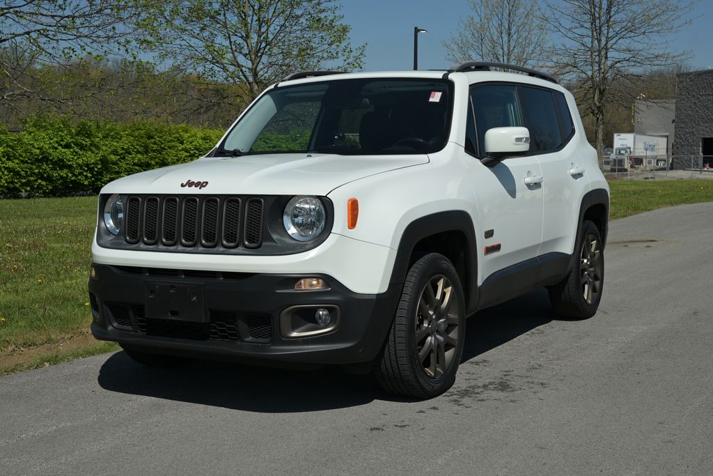 Alpine White 2016 Jeep Renegade SUV / Crossover Four-Wheel Drive 9-Speed Automatic