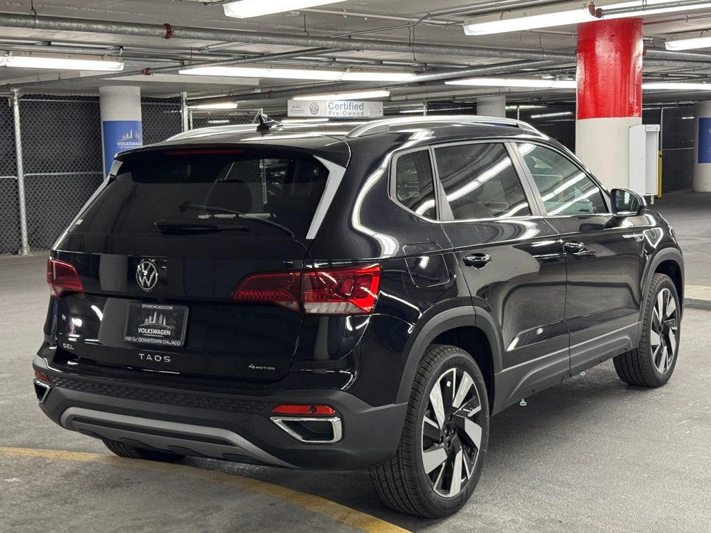 2024 Volkswagen Taos 1.5T SEL 5