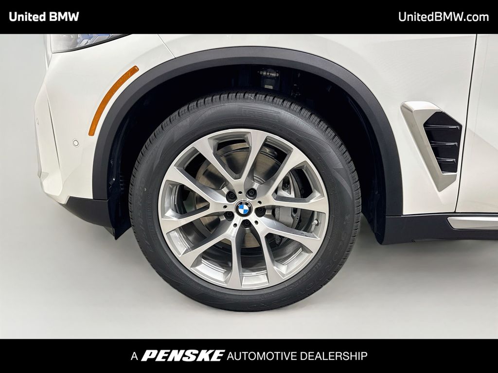 Thumbnail: 2026 BMW X5 - 2