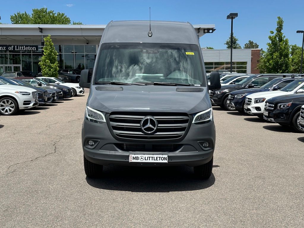 2024 Mercedes-Benz Sprinter 2500 Cargo 144 WB 7