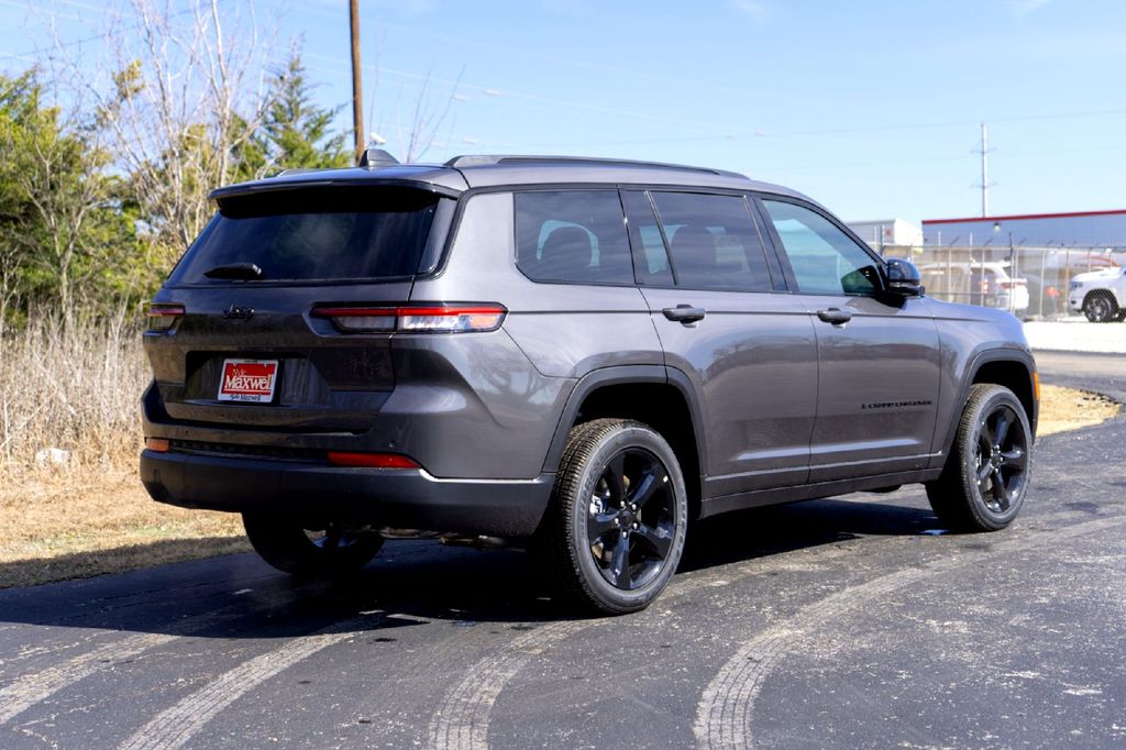 New Car 2025 Jeep Grand Cherokee L  Laredo For Sale Under $50,000 In Taylor, Texas