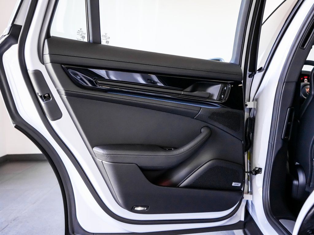 New 2026  Porsche 4 image 22