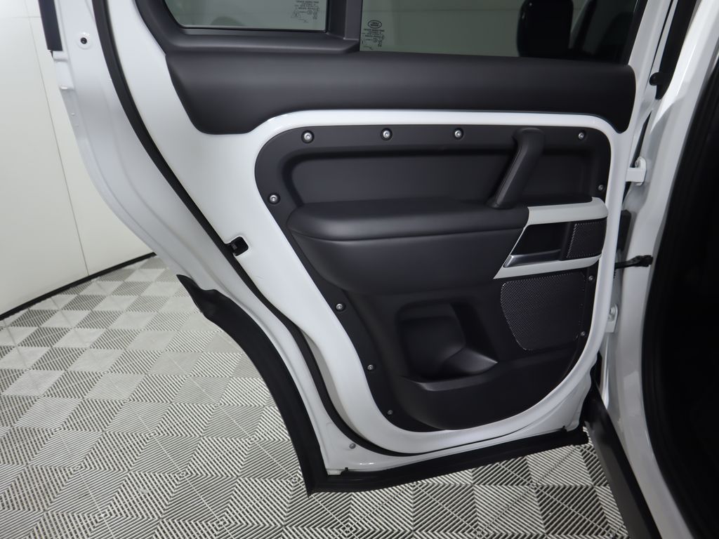 Thumbnail: 2024 Land Rover Defender - 27