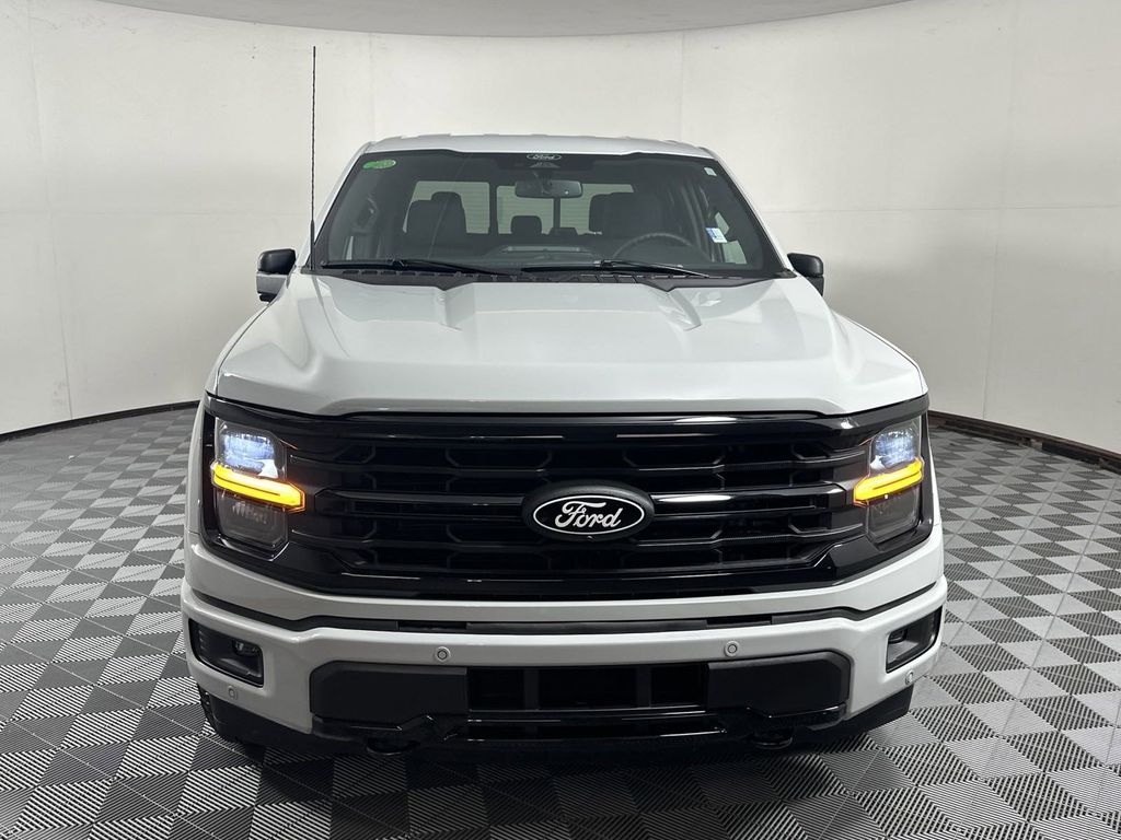 2024 Ford F-150 XLT 2