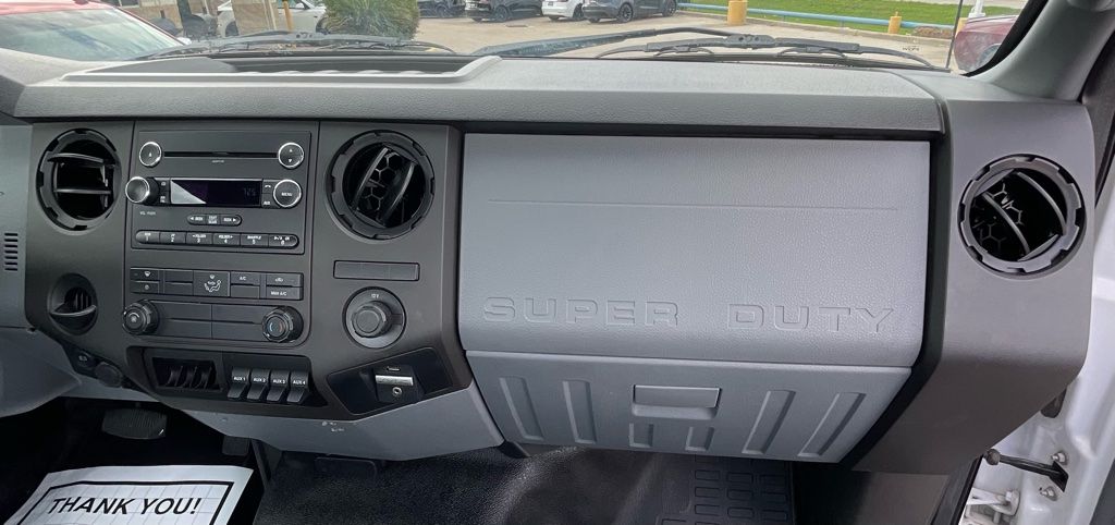2018 Ford F-750SD Base White at Autostrade