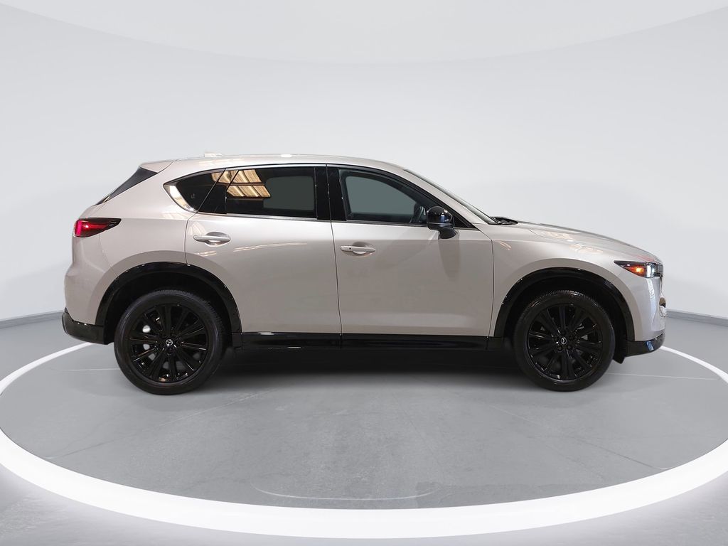 View vehicle photo 4