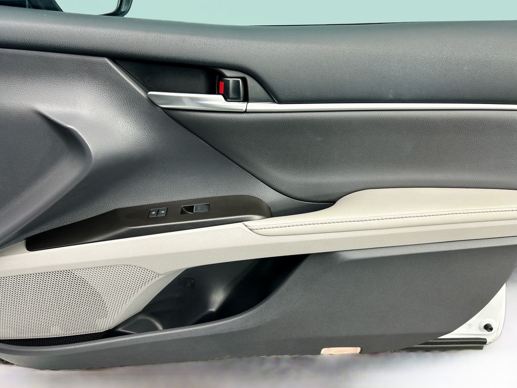 Thumbnail: 2023 Toyota Camry - 23