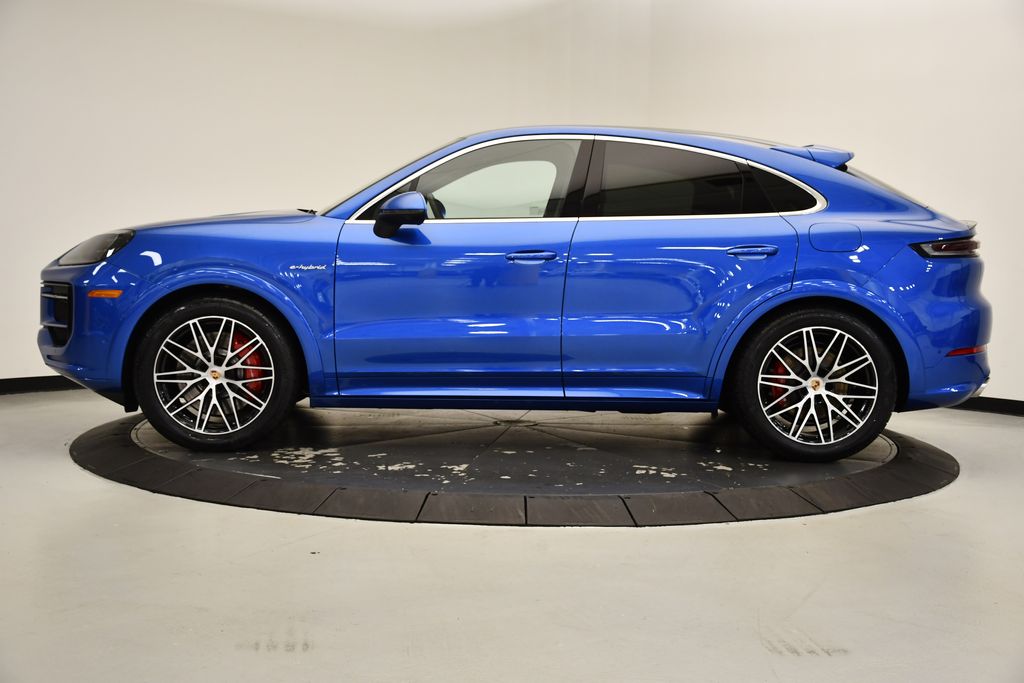 Thumbnail: 2025 Porsche  - 2