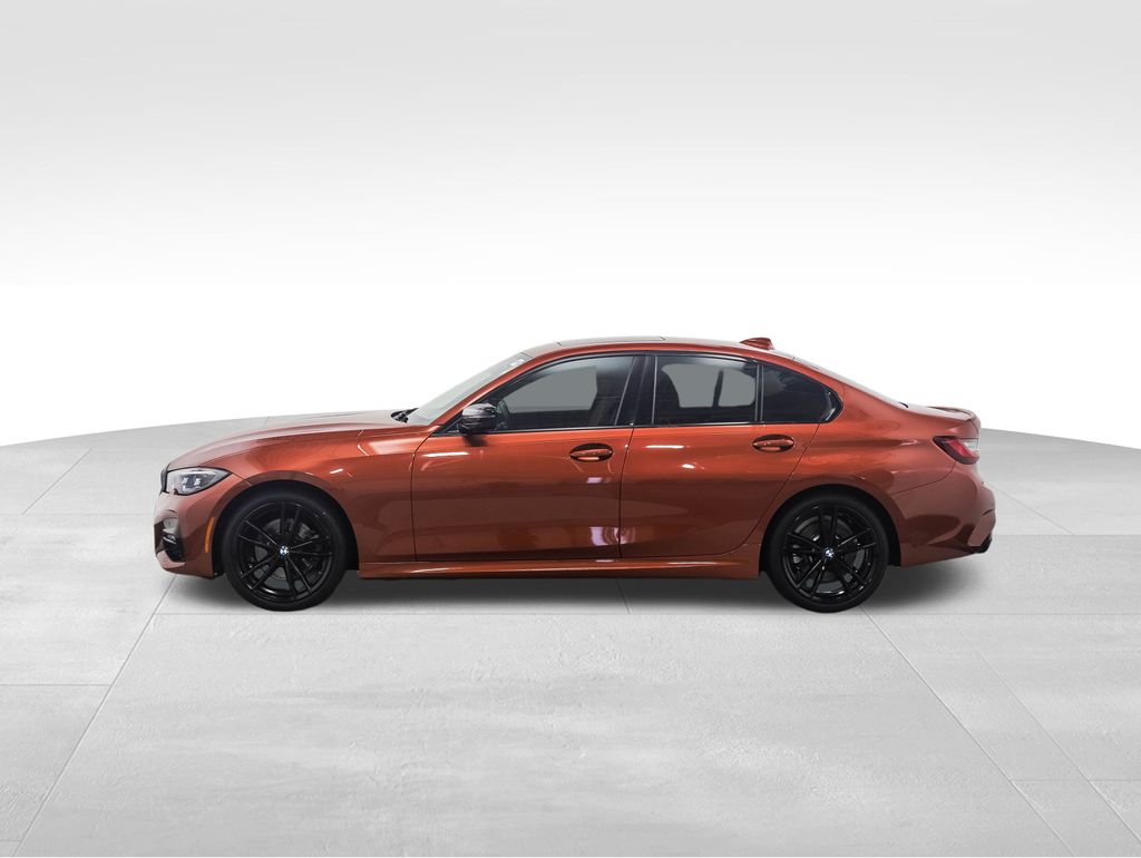 Thumbnail: 2022 BMW 3 Series - 2