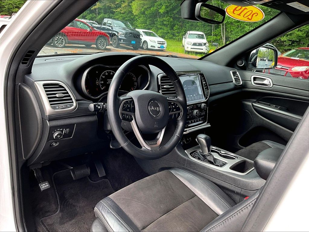 2019 Jeep Grand Cherokee — photo 8