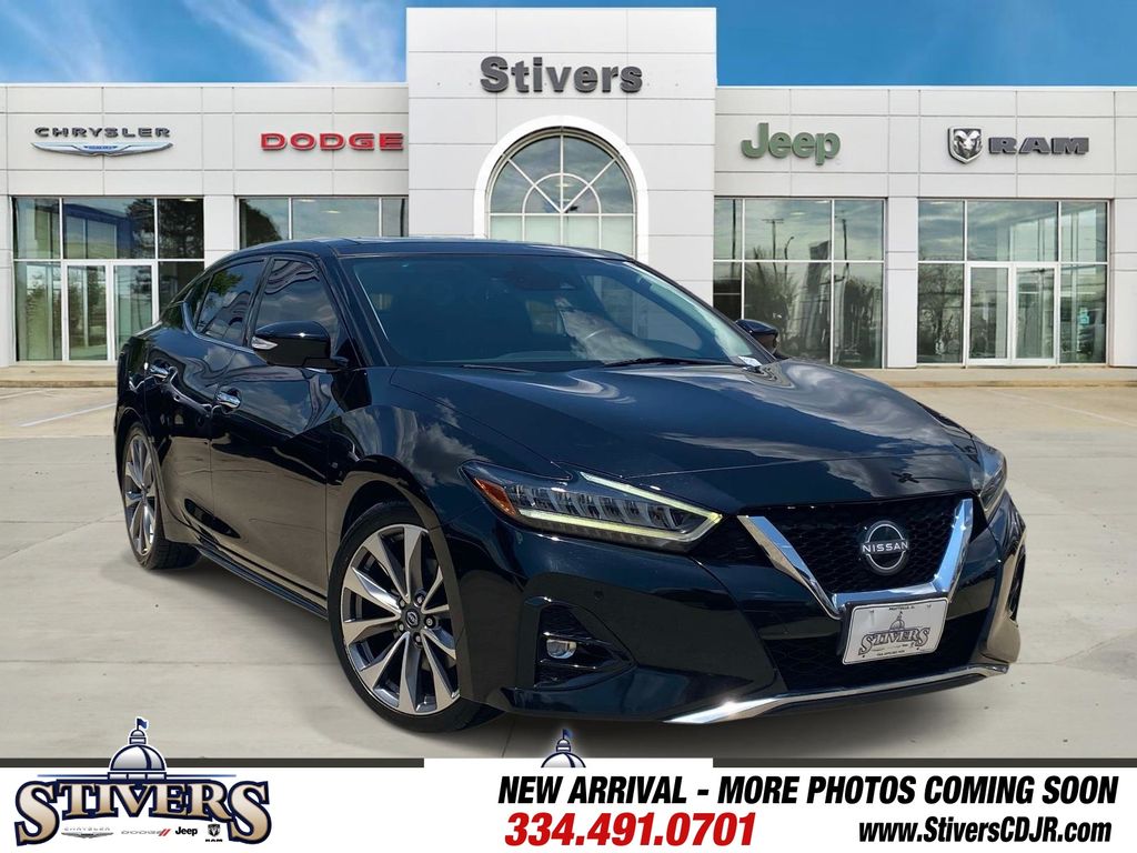 Super Black 2023 Nissan Maxima Sedan Front-Wheel Drive Continuously Variable Transmission