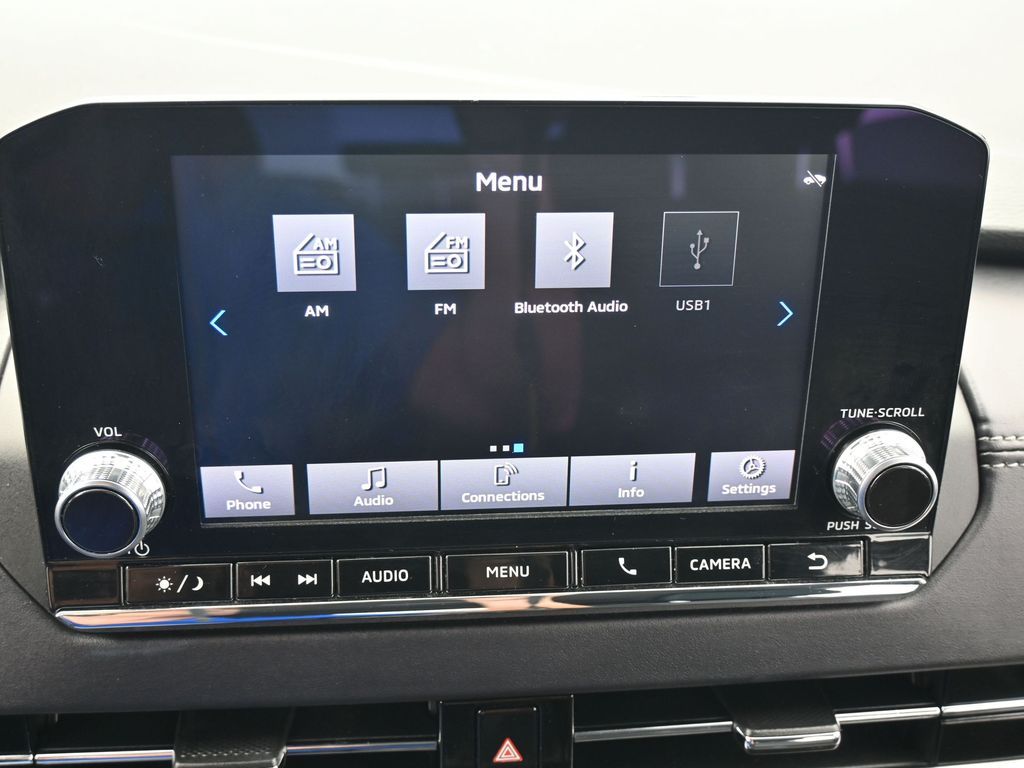 Used 2023 White Mitsubishi ES image 21