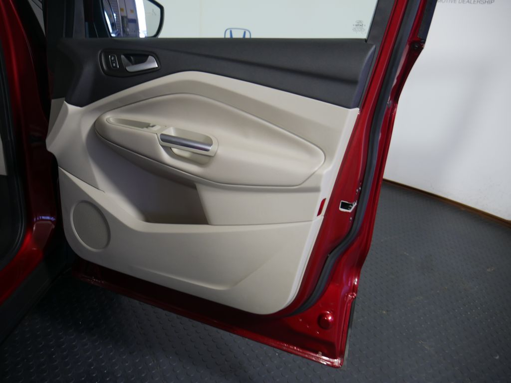 Thumbnail: 2019 Ford Escape - 5