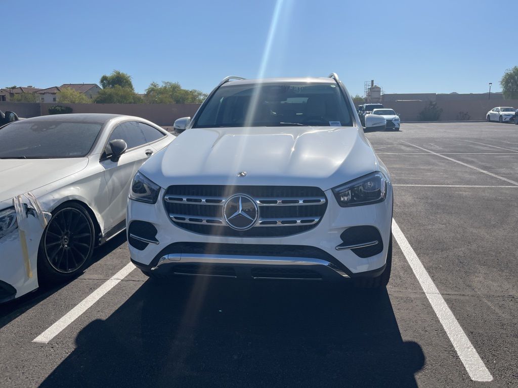 Thumbnail: 2025 Mercedes-Benz GLE - 2