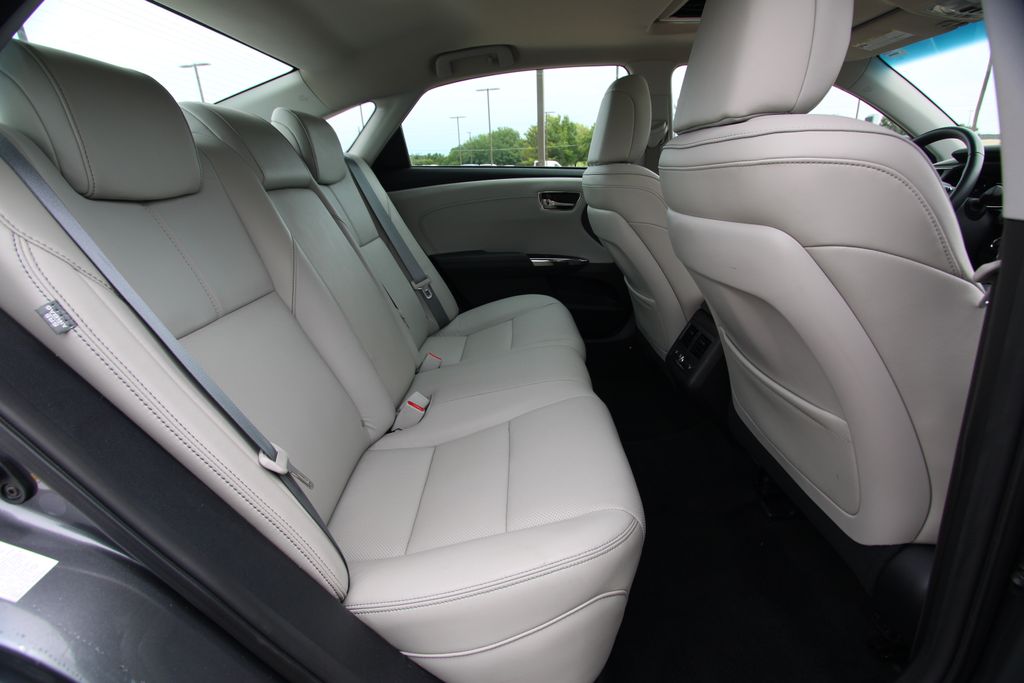 Used 2018 Toyota Avalon Sedan