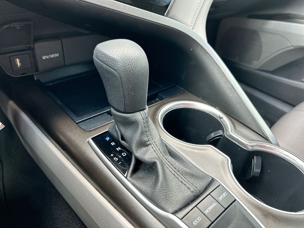 Thumbnail: 2023 Toyota Camry - 25