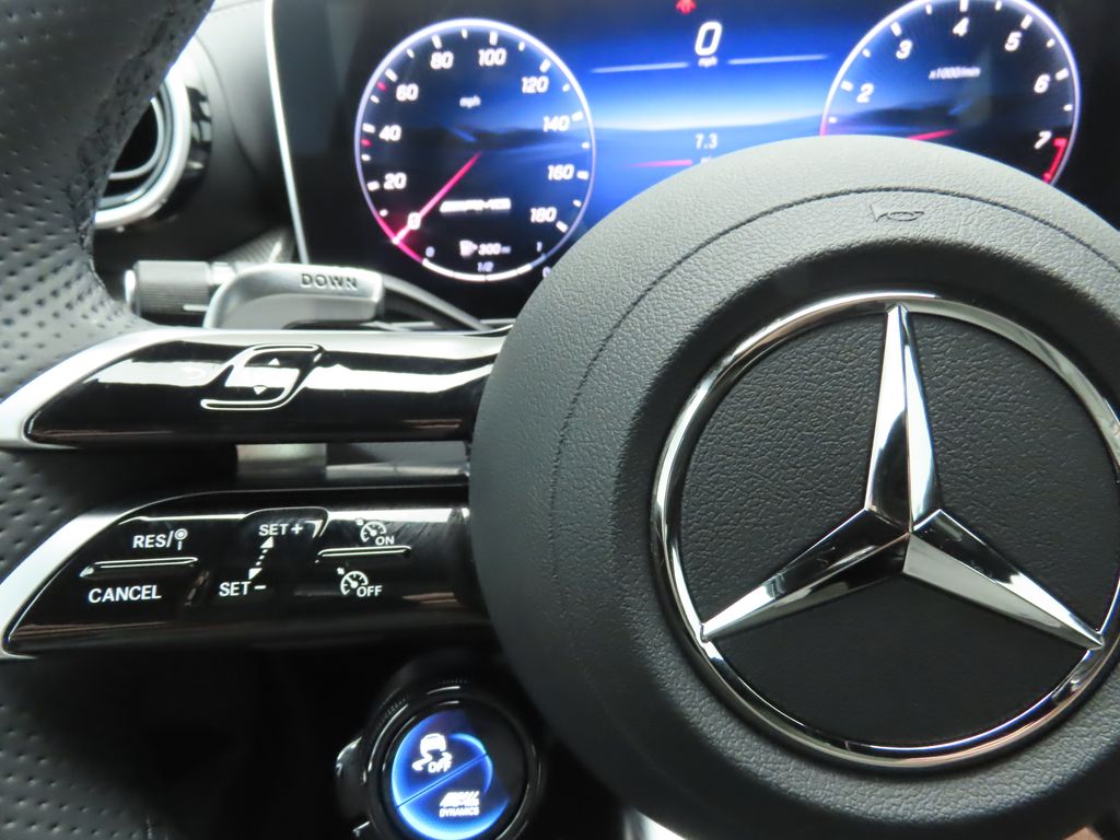 2025 Mercedes-Benz GLC 43 AMG 11