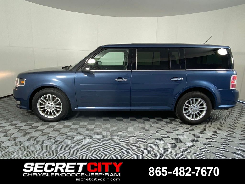 View vehicle photo 4