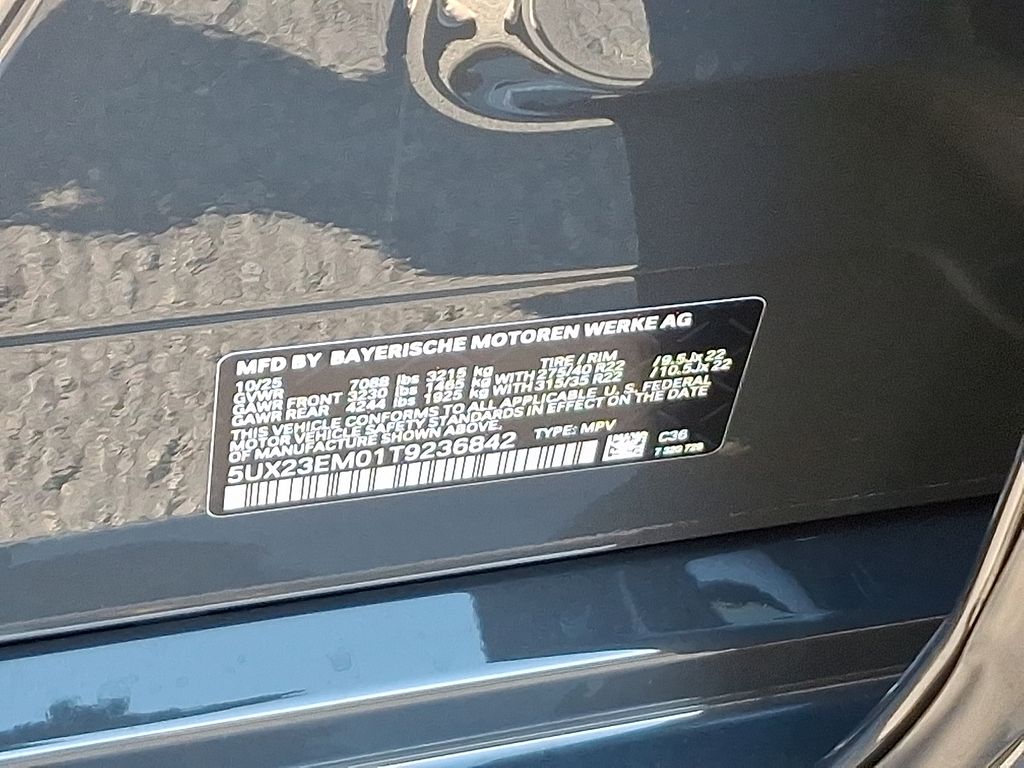 Thumbnail: 2026 BMW X7 - 10