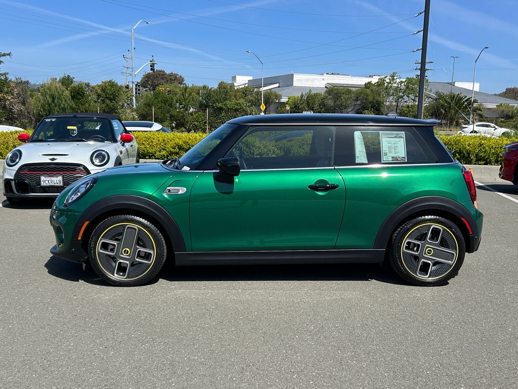 2021 MINI Cooper SE 2