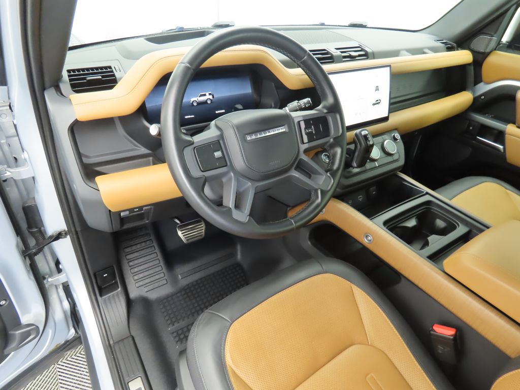 2023 Land Rover Defender 90 9