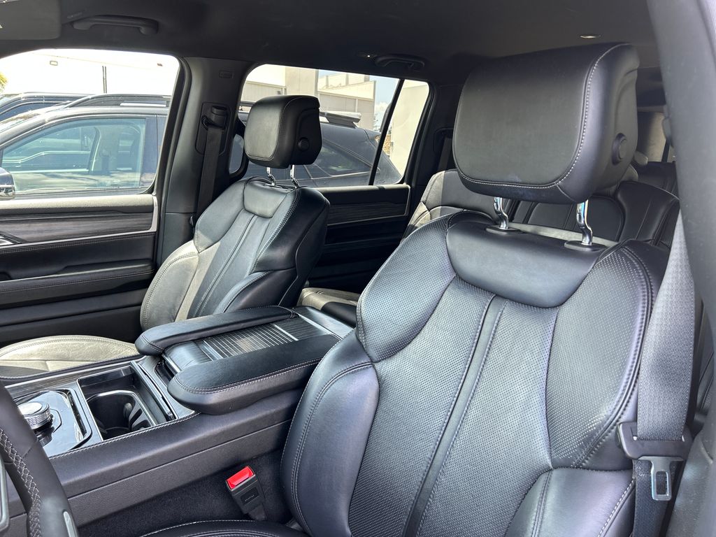 Used 2024 White Jeep Series II image 9