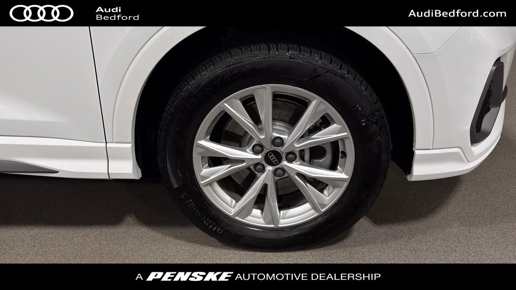 Thumbnail: 2025 Audi Q3 - 8