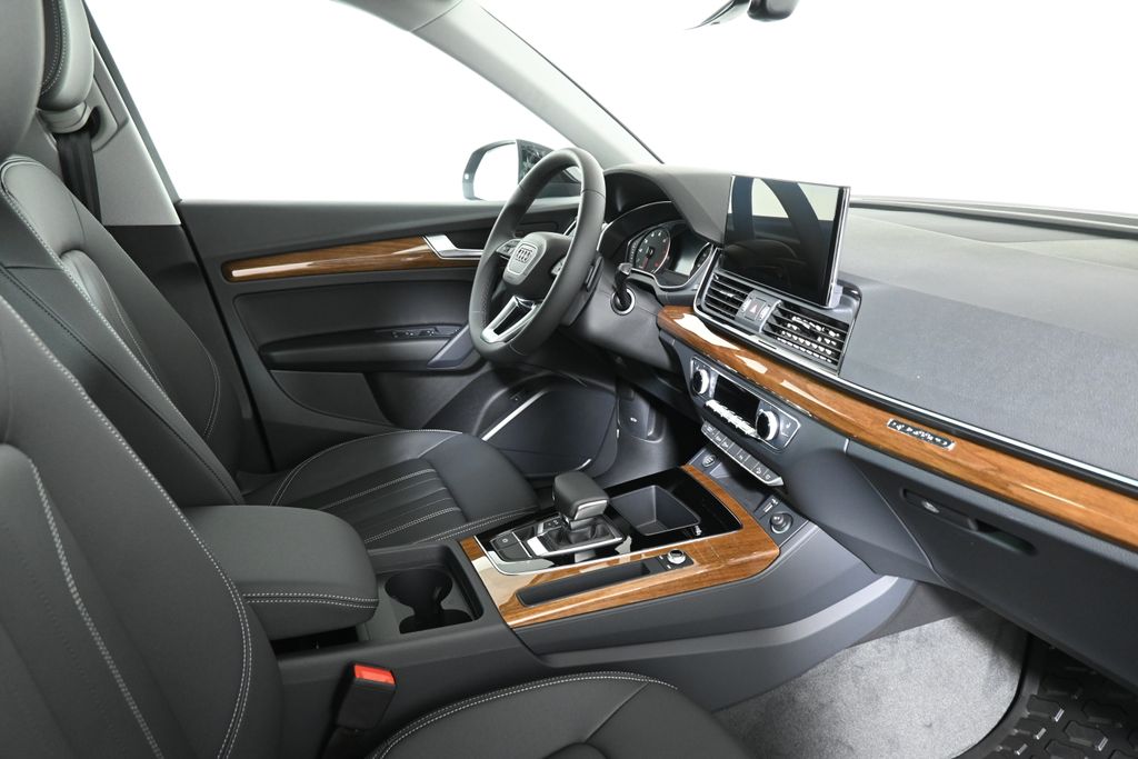 2024 Audi Q5 Premium 26