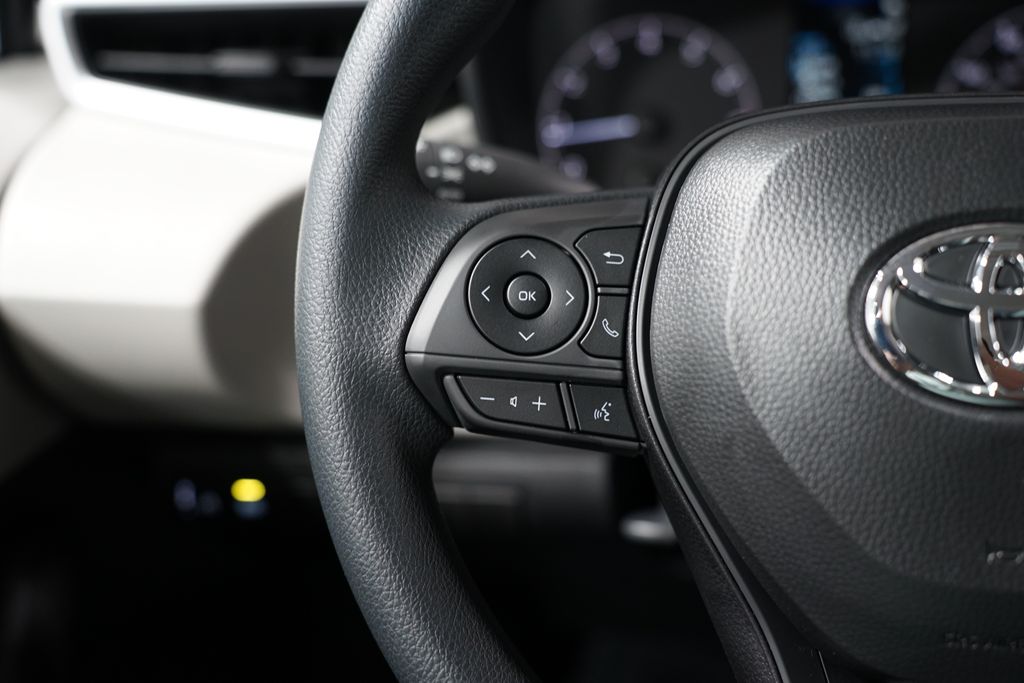 2025 Toyota Corolla LE 14