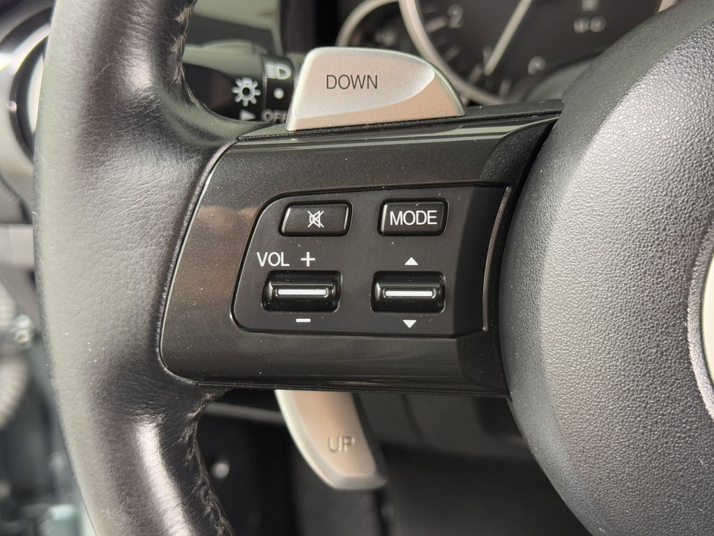 Used 2013 Gray Mazda Sport image 27