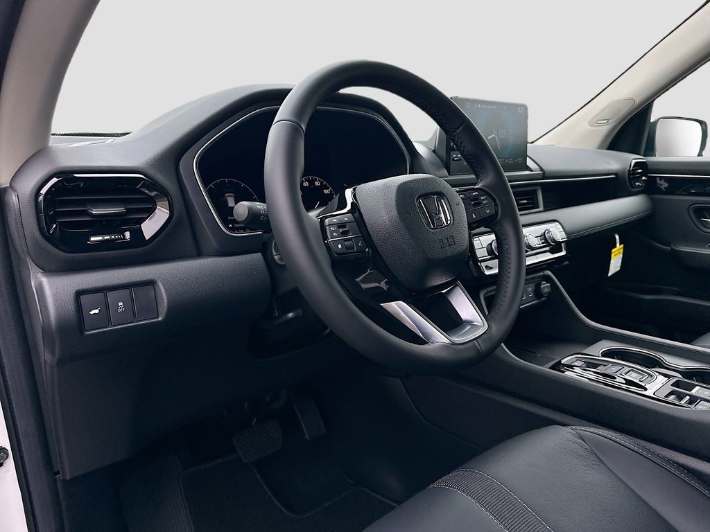 2025 Honda Pilot Touring 9