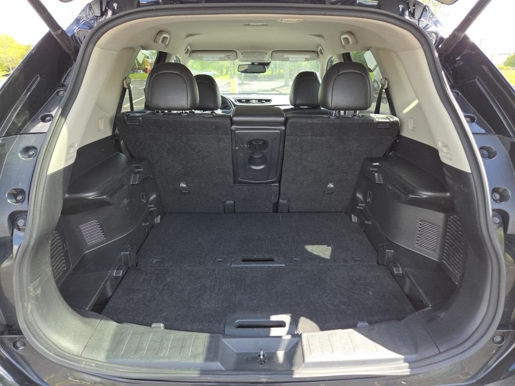 used 2018 Nissan Rogue car, priced at $12,397