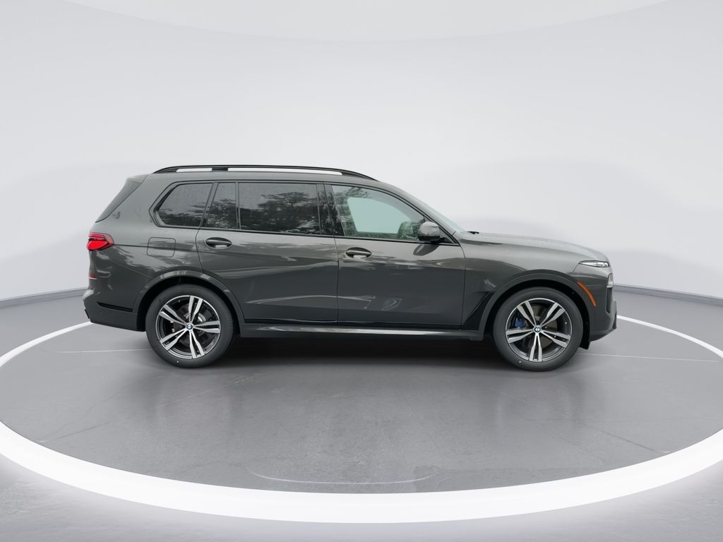 2025 BMW X7 xDrive40i 9