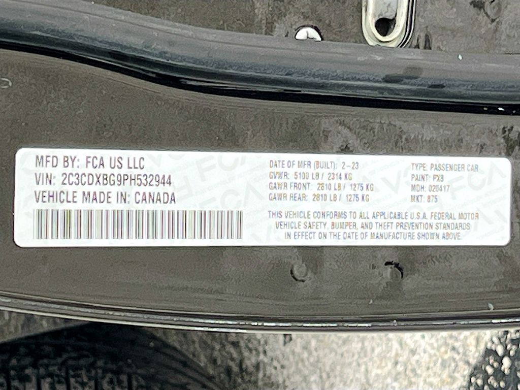 Used 2023 Black Dodge SXT image 31