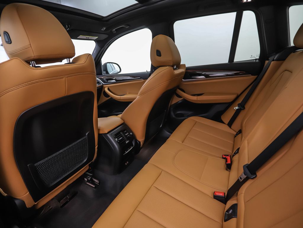Thumbnail: 2024 BMW X3 - 21